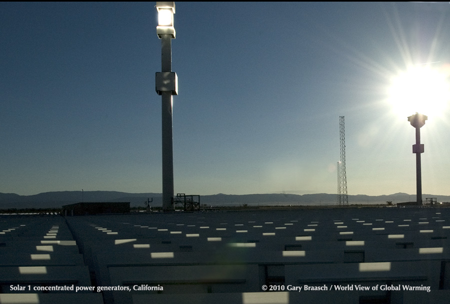 Sierra sun tower, 5 MW commercial concentrating solar power (CSP) plant built and operated by eSolar, Lancaster CA